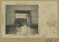 LARZICOURT-ISLE-SUR-MARNE. Crue de la Marne, 19 janvier 1910-17-Vue intérieure de la Ferme Menissier.
LarzicourtÉdition Guill (54 - Nancyimp Réunies).[vers 1910]