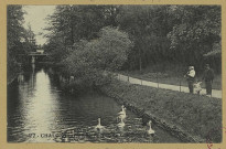 CHÂLONS-EN-CHAMPAGNE. 27- Vue du canal du Jard.