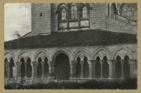 SAINT-AMAND-SUR-FION. Le porche de l'Église XIIIe-XVe, portail du XIIe / Poyet, photographe à Épernay.