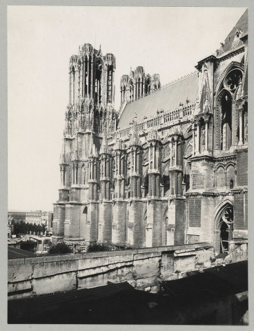 REIMS. Cathédrale de Reims. Façade sud de la nef.