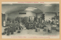 REIMS. Champagne Pommery & Greno Reims.30. Les caves Pommery à Reims. La salle d'habillage et d'emballage des bouteilles.