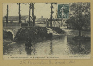 MOURMELON-LE-GRAND. 9-Sur les Bords du Chenu. Le pont du Berger.
MourmelonLib. Militaire Guérin (54 - Nancyimp. Réunies de Nancy).[avant 1914]