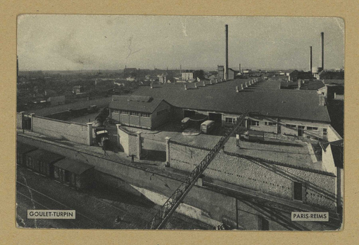 REIMS. Goulet-Turpin n° 2 - Le garage vu de la terrasse des Entrepôts de Reims. (92 - Montrouge Draeger). Sans date 