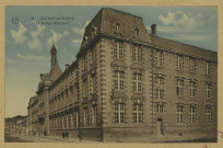 CHÂLONS-EN-CHAMPAGNE. 30- Le Collège Municipal.
ReimsEditions Artistiques ""Or"" Ch. Brunel.Sans date