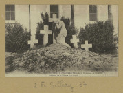 SILLERY. Monument élevé à la mémoire des Héros de la Commune de Sillery victimes de la Guerre (1914-1918).
ReimsÉdition V. Thuillier.Sans date