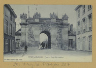 VITRY-LE-FRANÇOIS. Porte du Pont, côté intérieur.
