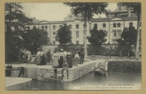 CHÂLONS-EN-CHAMPAGNE. 92- Le canal et la fabrique de confection de chaussures.
LL.Sans date