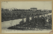 CHÂLONS-EN-CHAMPAGNE. 166- Le cimetière militaire.
ParisLevy Fils et Cie.Sans date