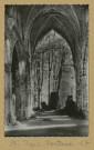 TROIS-FONTAINES-L'ABBAYE. -3-Abbaye de Trois-Fontaines (Marne). Ruines de la nef.