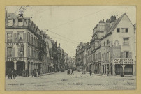 REIMS. Rue de l'Étape. Grand Bazar, Reims.