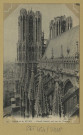REIMS. 175. Cathédrale de Façade latérale sud, vue du Transept / N.D., phot.