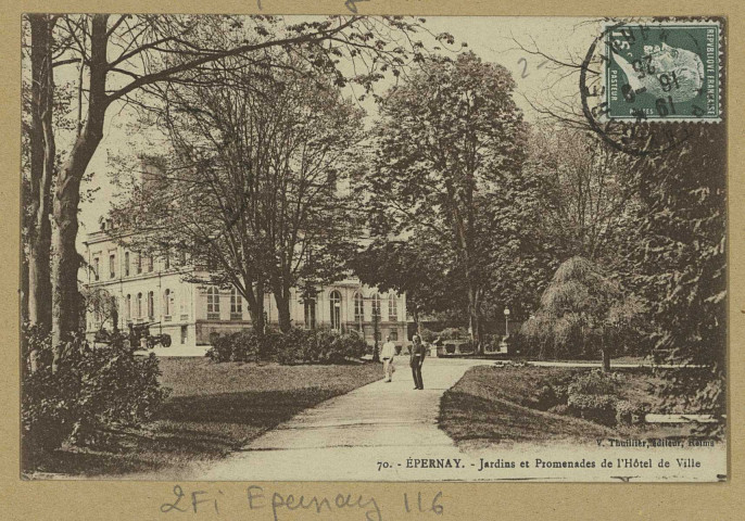 ÉPERNAY. 70-Jardins et promenades de l'Hôtel de Ville. Reims Édition V. Thuillier. [vers 1911] 