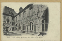 REIMS. Hôtel Féret de Montlaurent (XVIe s.), rue du Barbâtre.