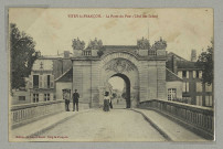 VITRY-LE-FRANÇOIS. La Porte du Pont (côté des Indes).
Vitry-le-FrançoisGrand-Bazar.Sans date