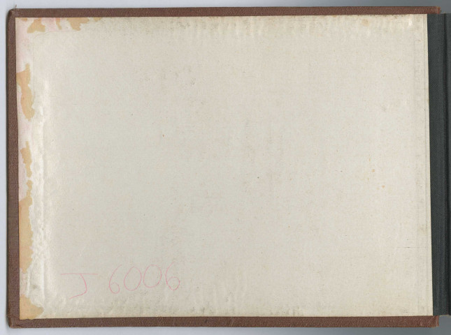 Correspondance et albums photographiques de la Grande Guerre ; carnet écrit pendant l'exode en 1940 (3e partie du fonds du lieutenant Jehan de Crespin de Billy)
