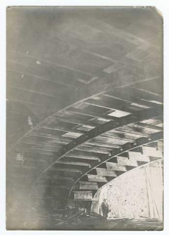 REIMS. Chantier de reconstruction du Grand Théâtre de Reims