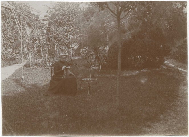 Photographie de famille (jardin)