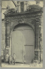 CHÂLONS-EN-CHAMPAGNE. 125- Ancienne porte du Couvent des Cordeliers.
L. L.Sans date