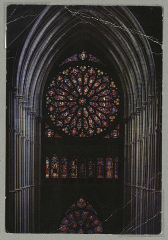 REIMS. P. 32. La Cathédrale de Intérieur. La Grande Rosace. Rheims-Cathedral. Inside. To the large rose windows.
ReimsÉdition Reims-Cathédrale.Sans date