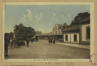 CHÂLONS-EN-CHAMPAGNE. 39- Gare de Châlons-sur-Marne.
ReimsEditions Artistiques ""Or"" Ch. Brunel.Sans date