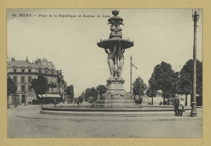 REIMS. 86. Place de la République et avenue de Laon / B. de L.