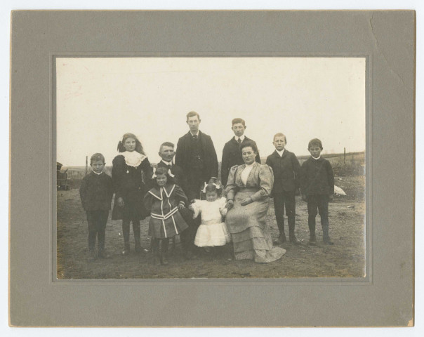 Famille de Blanche Royer, émigrée à Edmonton au Canada.