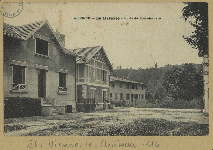 VIENNE-LE-CHÂTEAU. Argonne. La Harazée : Route du Four-de-Paris.
Édition Caillaux-Barthélemy.Sans date