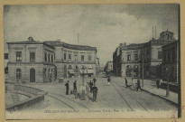 CHÂLONS-EN-CHAMPAGNE. 40- Ancienne Porte, rue de Marne.