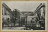 CHÂLONS-EN-CHAMPAGNE. 40- L'École des Arts-et-Métiers.
Paris XeG. Réant.Sans date