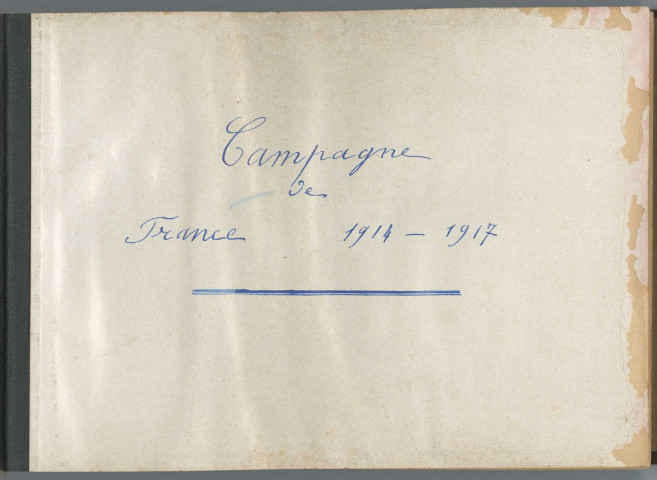 Correspondance et albums photographiques de la Grande Guerre ; carnet écrit pendant l'exode en 1940 (3e partie du fonds du lieutenant Jehan de Crespin de Billy)