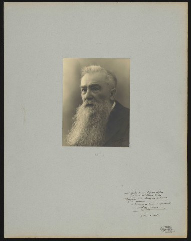 Portrait d'Henri Deneux, architecte en chef des édifices religieux de Reims.