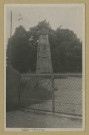SAINT-THIERRY. Le Monument aux Morts.