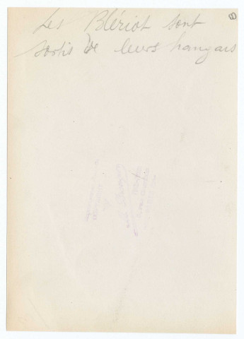 Les Blériot sont sortis de leurs hangars / M. Branger