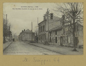 SUIPPES. -1920. Rue Buirette Gaulard et avenue de la gare.
SuippesEd. BruneletNouveautés (51 - Suippes : imp. E. Le Deley).Sans date