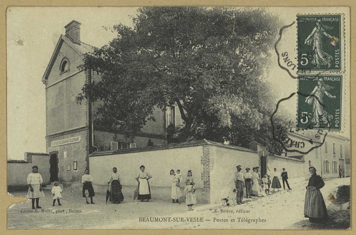 BEAUMONT-SUR-VESLE. Postes et télégraphes / E. Mulot, photographe à Reims.
E. Brière.[vers 1909]