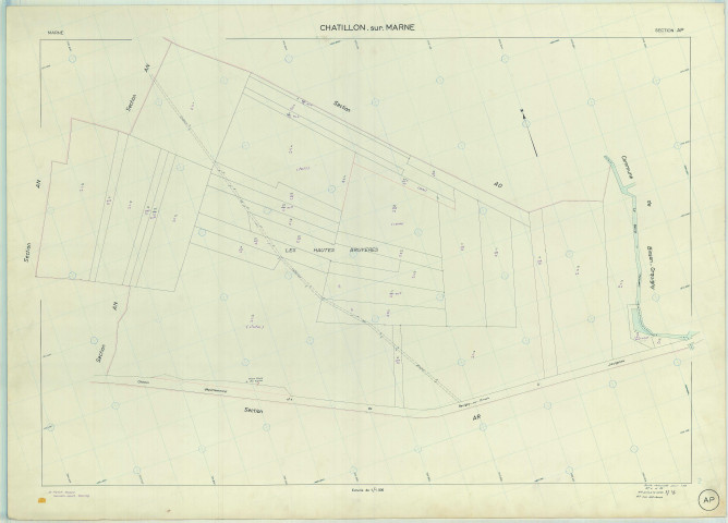 Châtillon-sur-Marne (51136). Section AP échelle 1/1000, plan renouvelé pour 1969, plan régulier (papier armé).