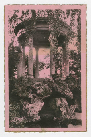 ÉPERNAY. 126. Jardin de l'Hôtel de Ville. La Rotonde et les Rochers.
E. HarmigniesSans date