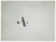 Le lieutenant Fréquent au départ de Vincennes le 19 juin 1910 puis à l'arrivée le 12 juillet 1910