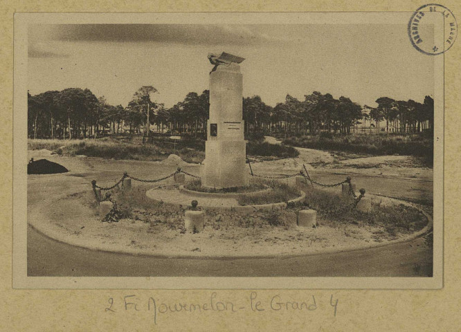 MOURMELON-LE-GRAND. 2446-Monument Farman.
Édition P. Courtier.[vers 1950]
Collection Wuilmet