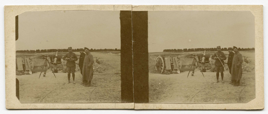 Pièce pour tir sur avion, Baconnes, août 1915.