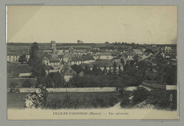 VILLE-EN-TARDENOIS. Vue générale.
(75 - ParisNeurdein et Cie).Sans date