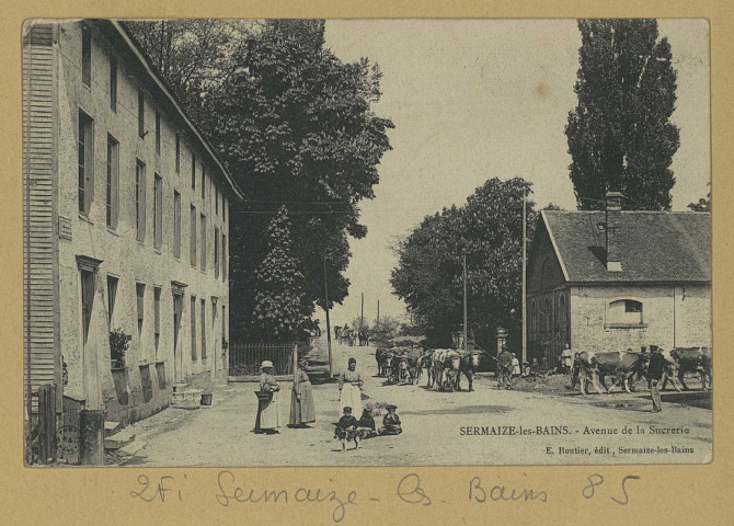 SERMAIZE-LES-BAINS. Avenue de la Sucrerie / A. B. et Cie, photographe.
Sermaize-les-BainsÉdition F. Rourtier.[vers 1907]