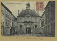 VITRY-LE-FRANÇOIS. Hôtel de Ville / A. B. et Cie, photographe à Nancy.
Édition A. SimonisVitry-le-François.Sans date