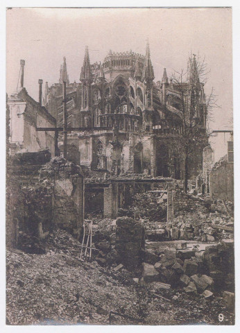 REIMS. Chevet de la cathédrale de Reims