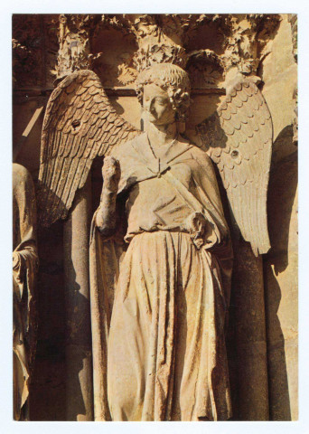 REIMS. Cathédrale de Reims. Façade ouest, portail de gauche: l'Ange au sourire. 51.280.009.
Moisenay-le-PetitÉditions Gaud.1918