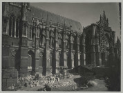 REIMS. Cathédrale de Reims. Vue d'ensemble façade sud.