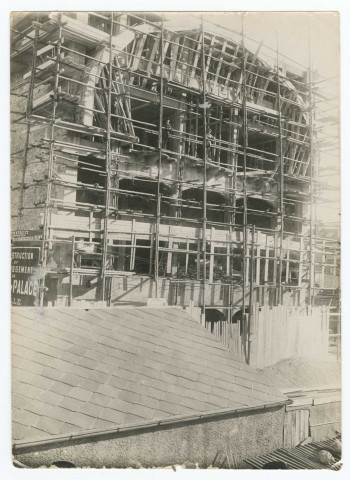 REIMS. Chantier de reconstruction du Grand Théâtre de Reims