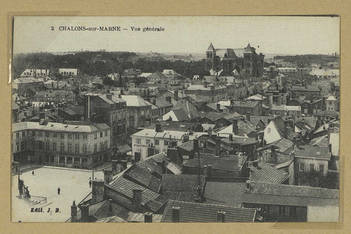 CHÂLONS-EN-CHAMPAGNE. 2- Vue générale. Château-Thierry J. Bourgogne (02 Château-Thierry, J. Bourgogne). Sans date 