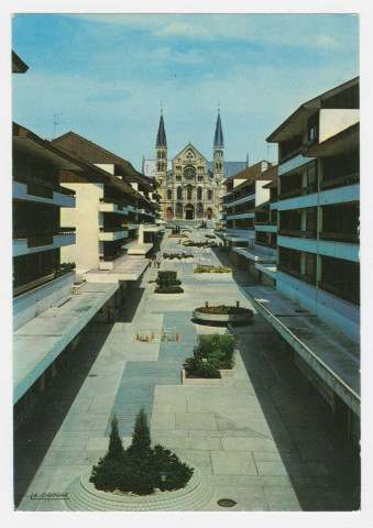 REIMS. Allée Fléchambault et la Basilique St-Rémy.
ReimsEditions "La Cigogne"1979
