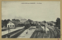CHÂLONS-EN-CHAMPAGNE. La gare.
Châlons-sur-Marne""Journal de la Marne"".Sans date